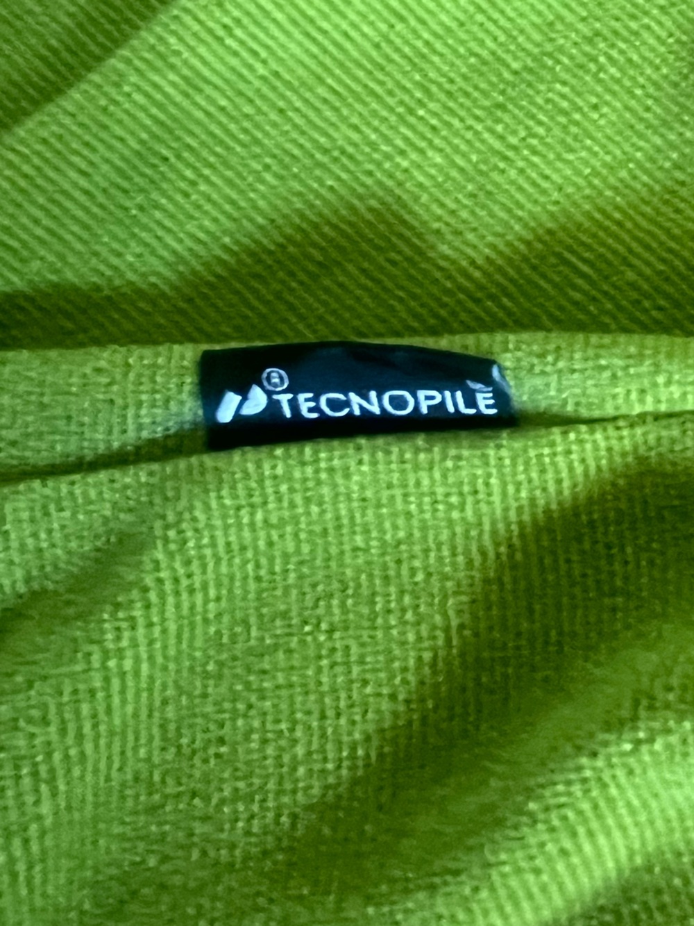 Jack Wolfskin Men's Lime Green Half-Zip Fleece Pullover - Picture 10 of 10